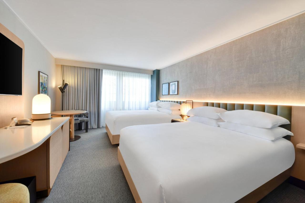 מלון Kimpton Theta New York - Times Square By Ihg מראה חיצוני תמונה A guest room at the Hotel Zags