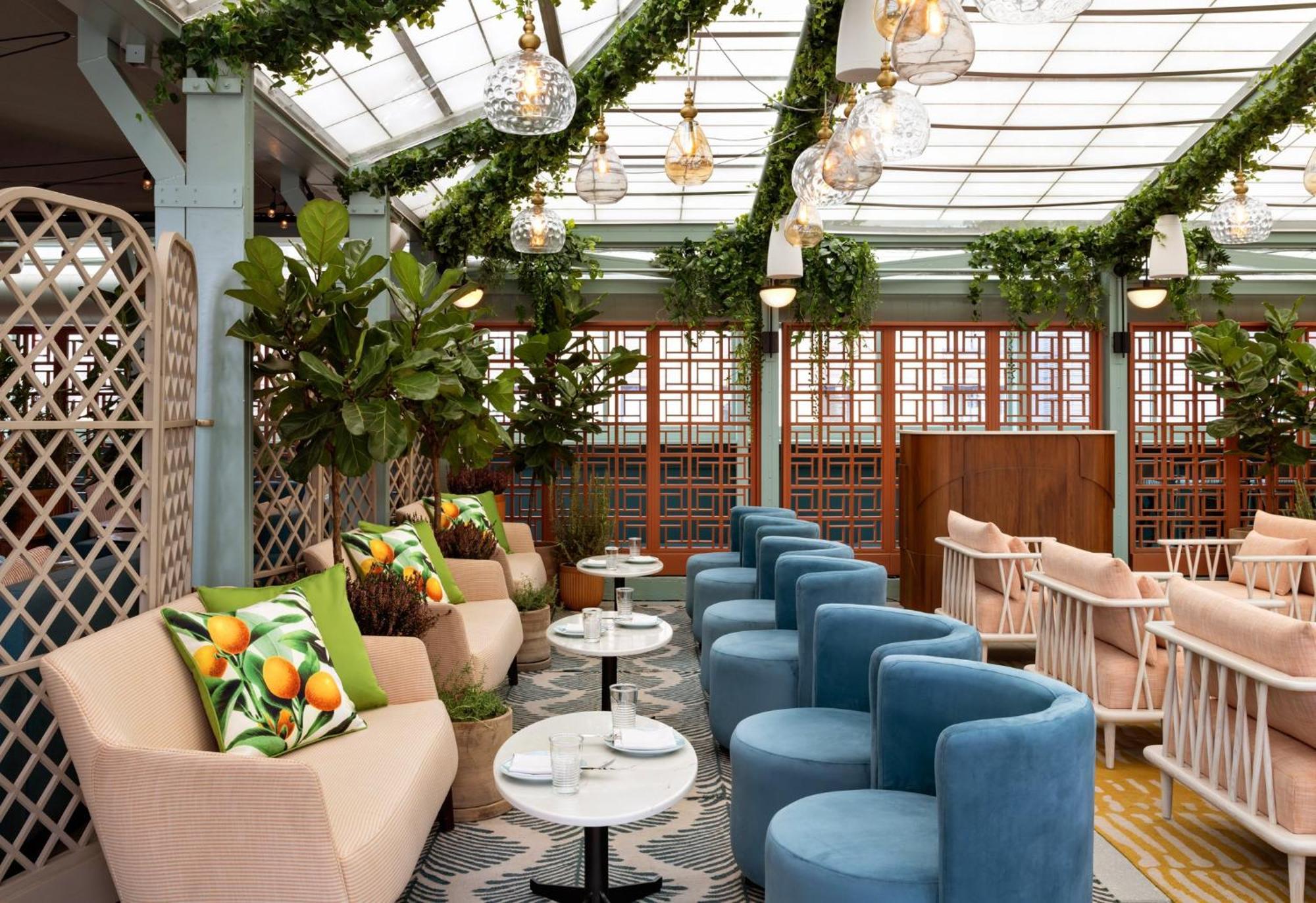 מלון Kimpton Theta New York - Times Square By Ihg מראה חיצוני תמונה The Terrace at The Standard London